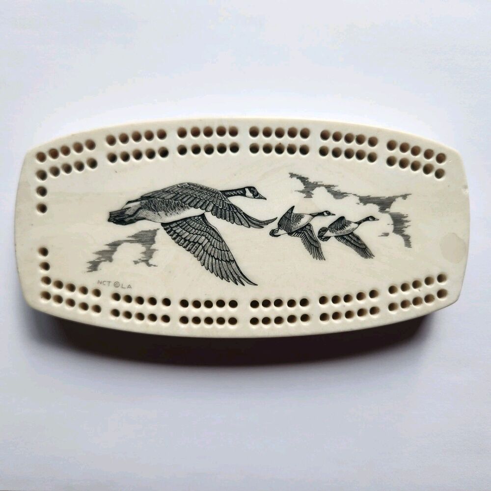 Vintage NCT Faux Ivory Scrimshaw Cribbage Board Canadian Geese Canada Goose